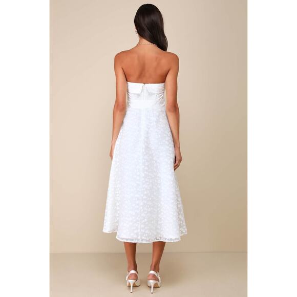 NWT Lulus Enviable Grace White Burnout Strapless Belted Midi Dress Wedding Sz M - Picture 4 of 7